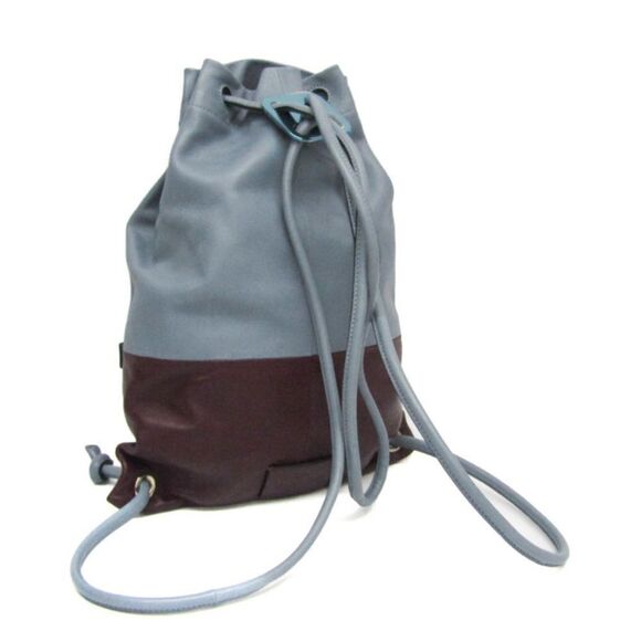 Valentino Garavani Unisex Backpack Like new 15”X11” Gorgeous Wine & Bluish Gray - Picture 3 of 10